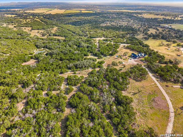 22B Cravey Rd Boerne, TX 78006