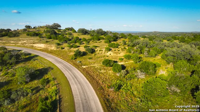 FAR HILLS RANCH Tract 4 Comfort, TX 78013