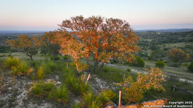 FAR HILLS RANCH Tract 4 Comfort, TX 78013