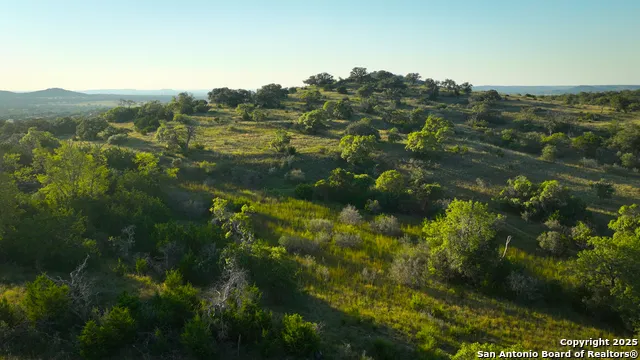 FAR HILLS RANCH Tract 4 Comfort, TX 78013