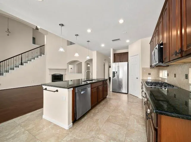 3211 London Lane Missouri City, TX 77459