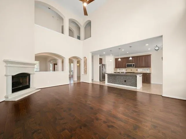 3211 London Lane Missouri City, TX 77459