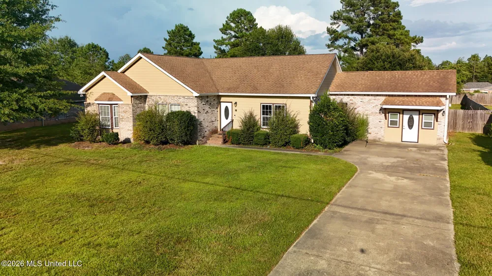 19530 Wallace Way Saucier, MS 39574