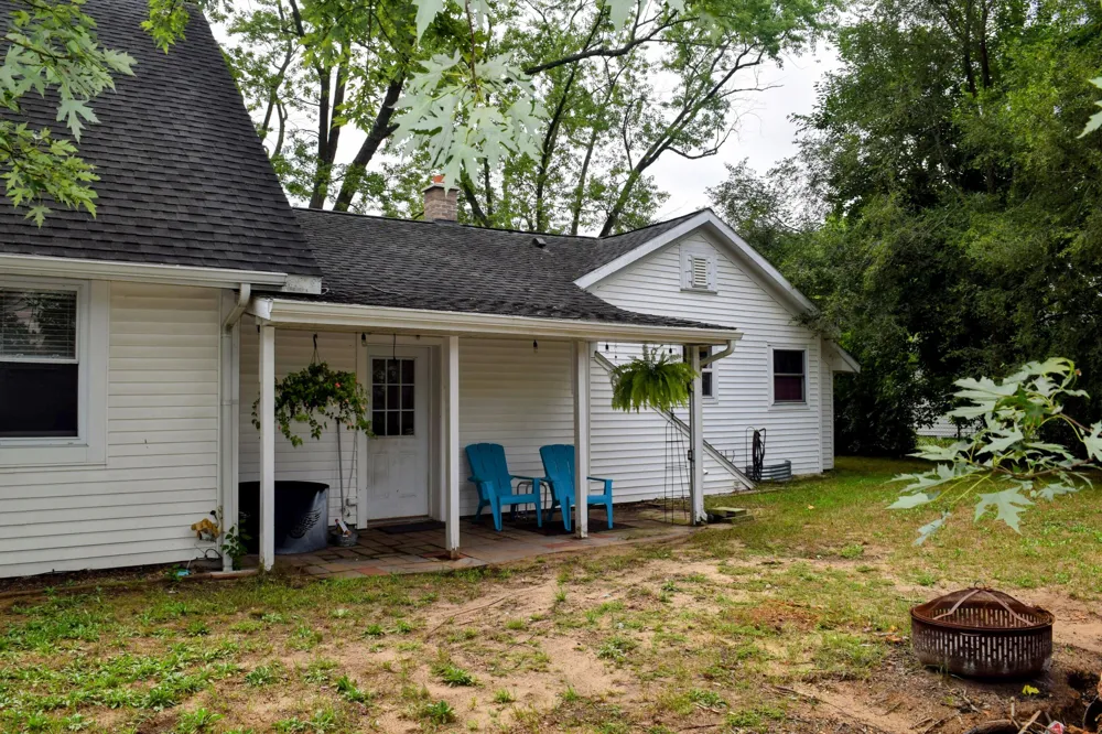 1080 Bellway Avenue Norton Shores, MI 49441