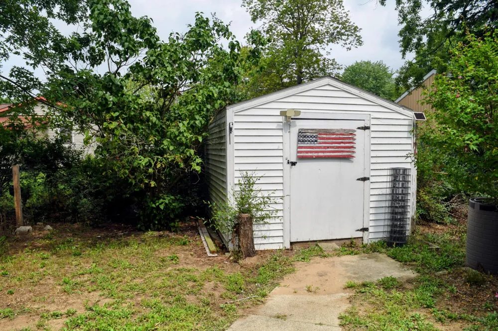 1080 Bellway Avenue Norton Shores, MI 49441
