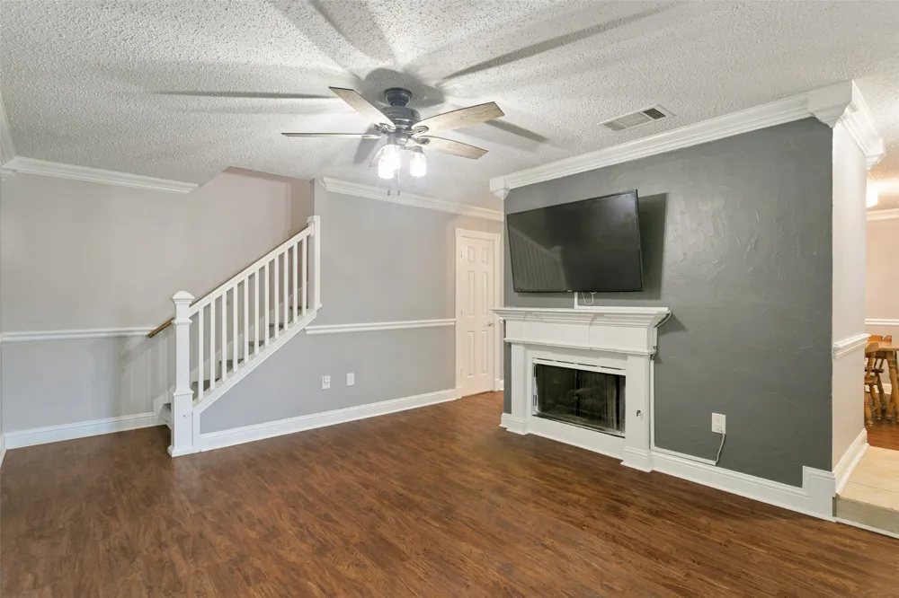 1754 Circle Creek Drive Lewisville, TX 75067