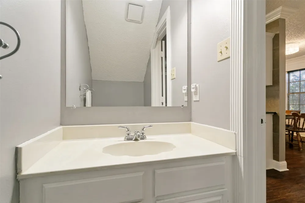 1754 Circle Creek Drive Lewisville, TX 75067