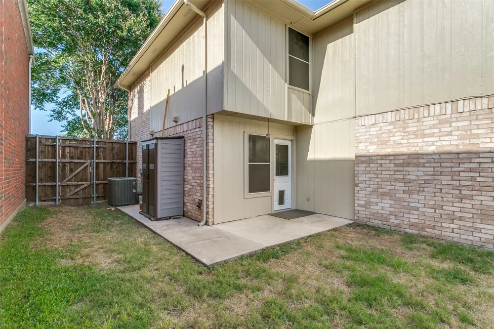 1754 Circle Creek Drive Lewisville, TX 75067