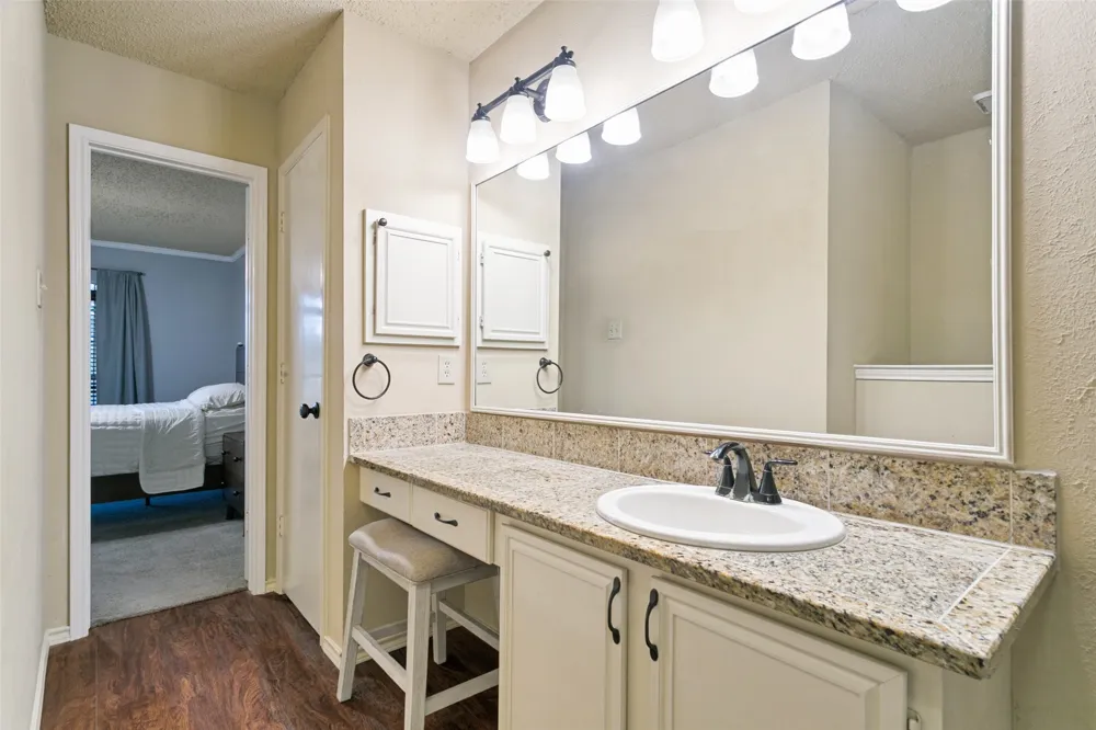 1754 Circle Creek Drive Lewisville, TX 75067