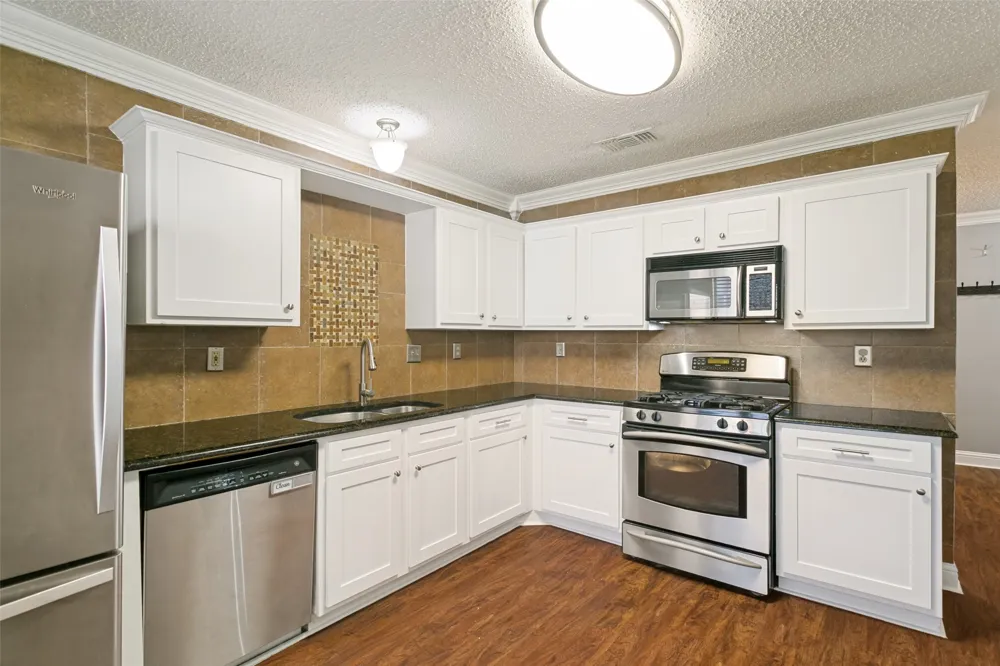 1754 Circle Creek Drive Lewisville, TX 75067