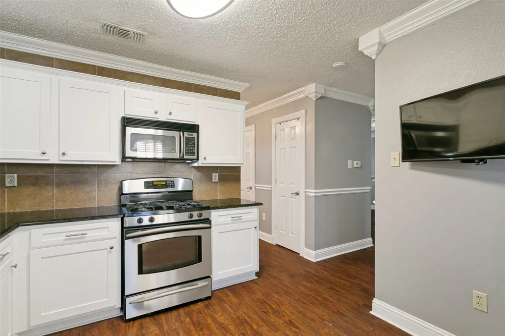1754 Circle Creek Drive Lewisville, TX 75067