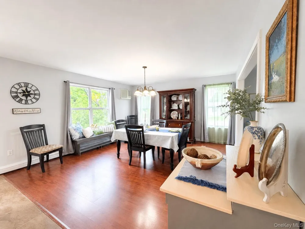 31 Briarwood Drive Wappingers Falls, NY 12590