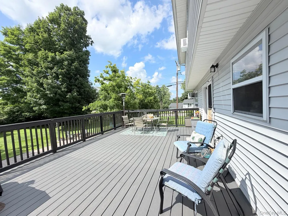 31 Briarwood Drive Wappingers Falls, NY 12590