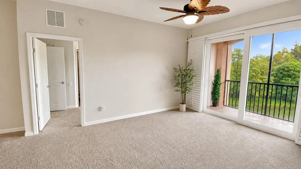 1357 VENEZIA COURT #303 Davenport, FL 33896