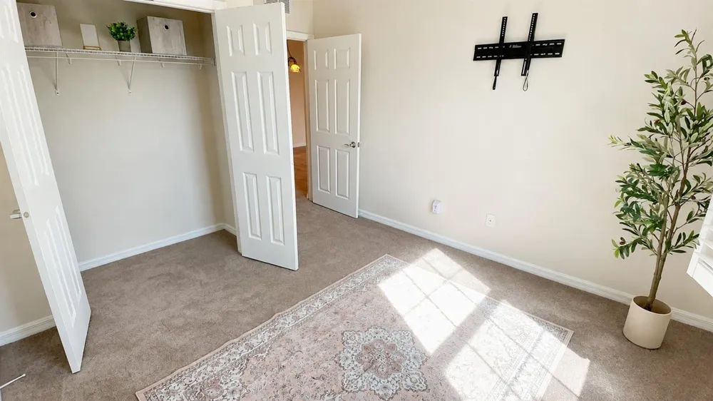 1357 VENEZIA COURT #303 Davenport, FL 33896