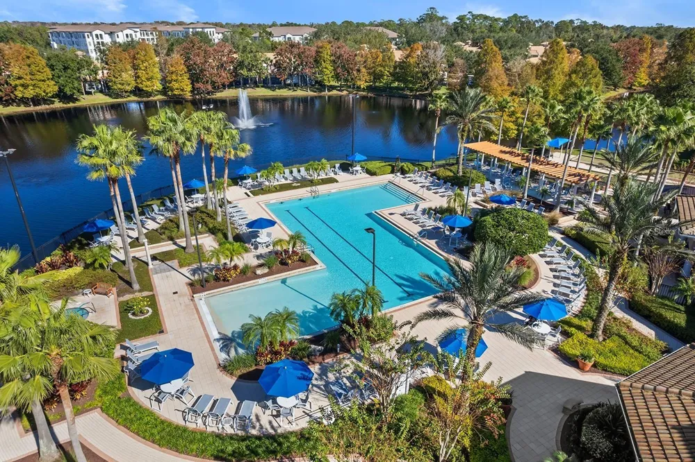 1357 VENEZIA COURT #303 Davenport, FL 33896