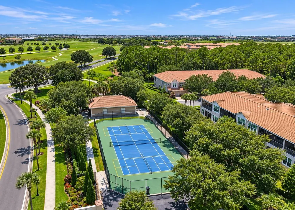 1357 VENEZIA COURT #303 Davenport, FL 33896