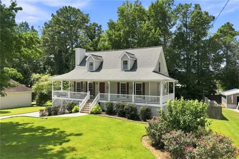 90 Maplewood Lane