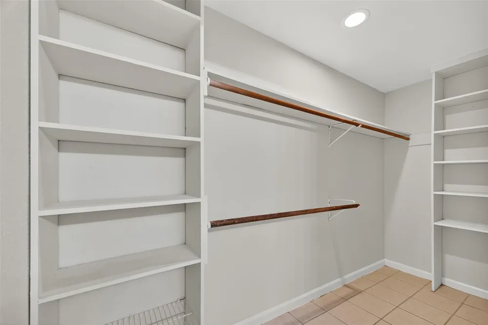 10555 Turtlewood Court #210 Houston, TX 77072