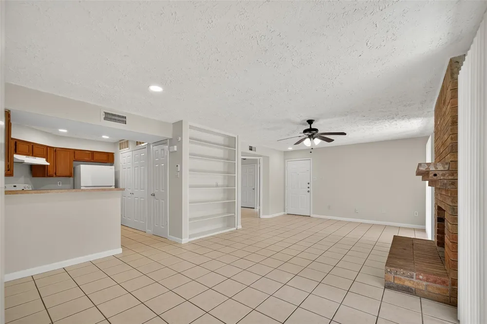 10555 Turtlewood Court #210 Houston, TX 77072