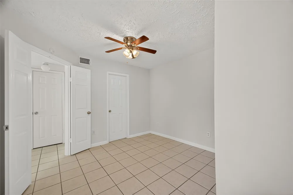 10555 Turtlewood Court #210 Houston, TX 77072