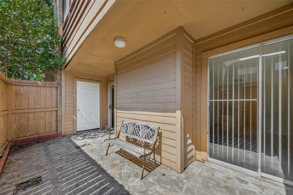 10555 Turtlewood Court #210 Houston, TX 77072