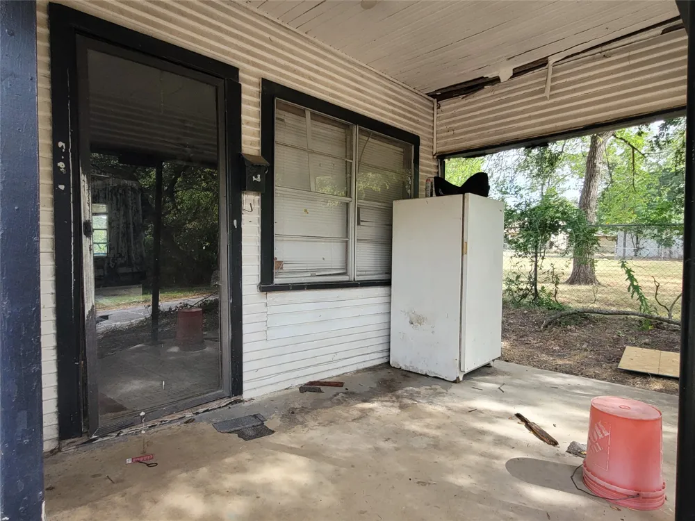 1020 NE 8TH Paris, TX 75460