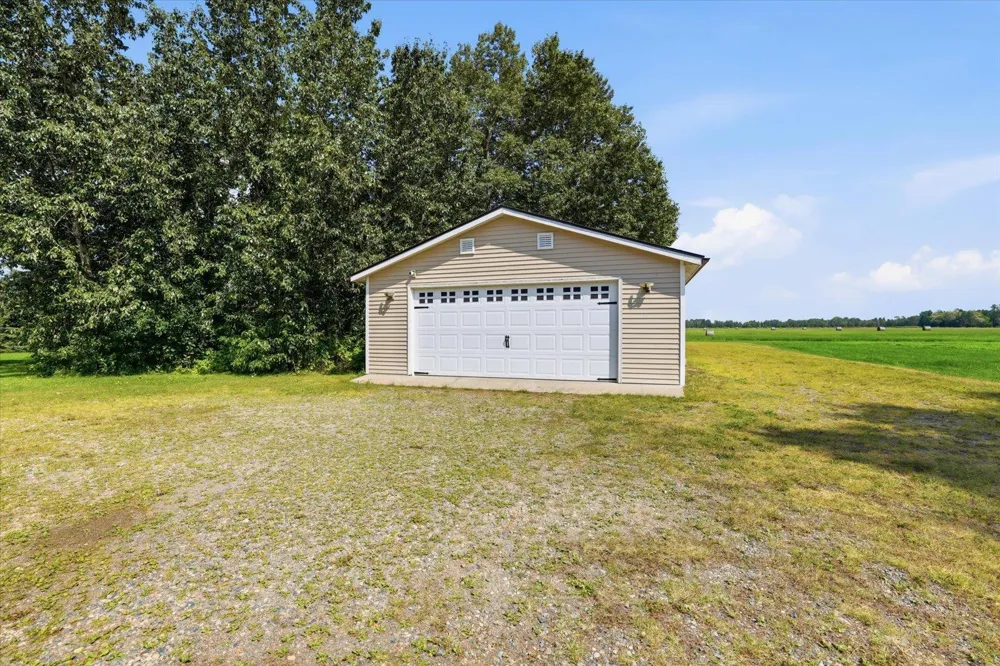 10062 Dart Road Meadowlands, MN 55765