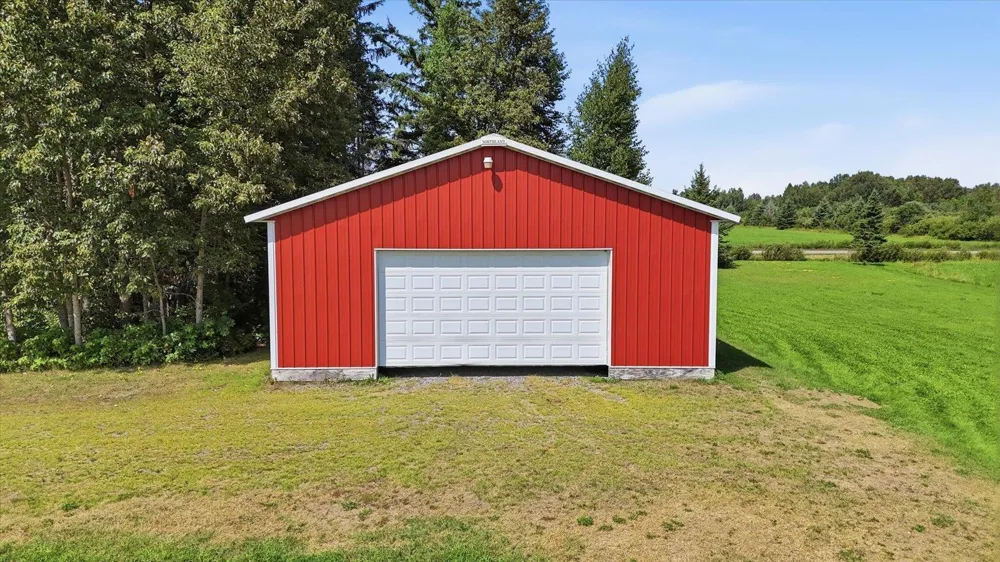 10062 Dart Road Meadowlands, MN 55765