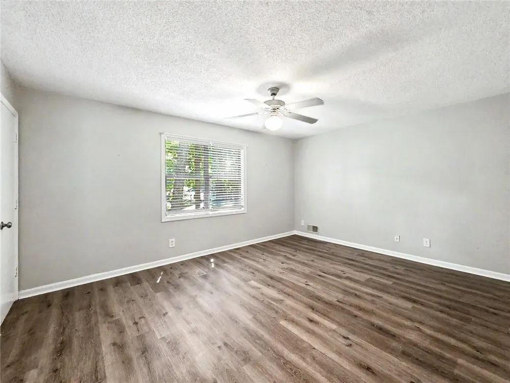 3754 Lamar Way Snellville, GA 30039