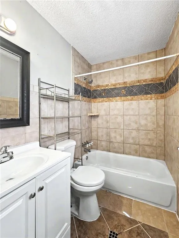 3754 Lamar Way Snellville, GA 30039