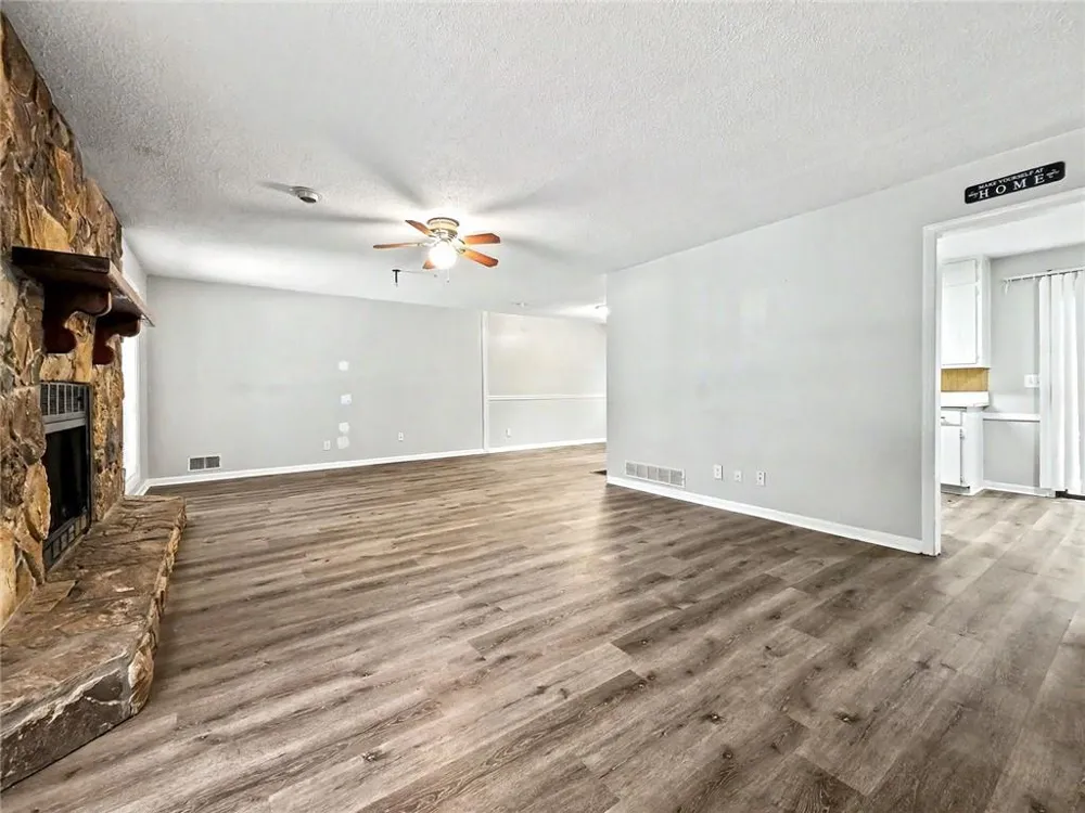3754 Lamar Way Snellville, GA 30039