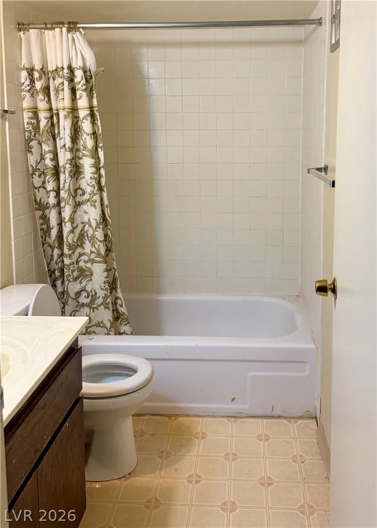 555 S Royal Crest Circle #12 Las Vegas, NV 89169