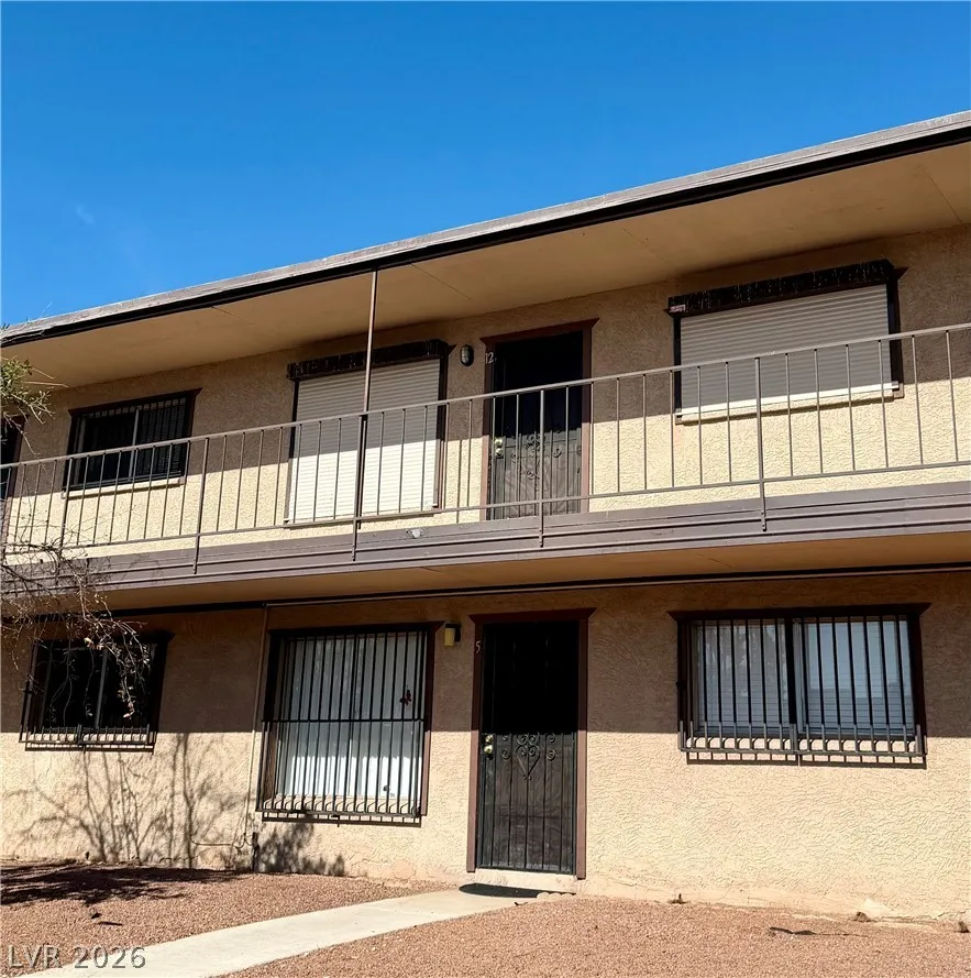555 S Royal Crest Circle #12 Las Vegas, NV 89169