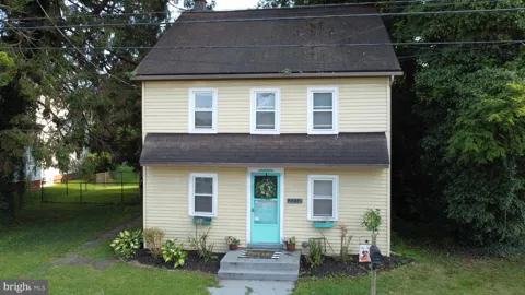 2232 MARIETTA AVENUE