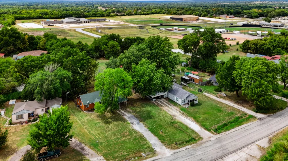 16375 County Road 3540 Ada, OK 74820