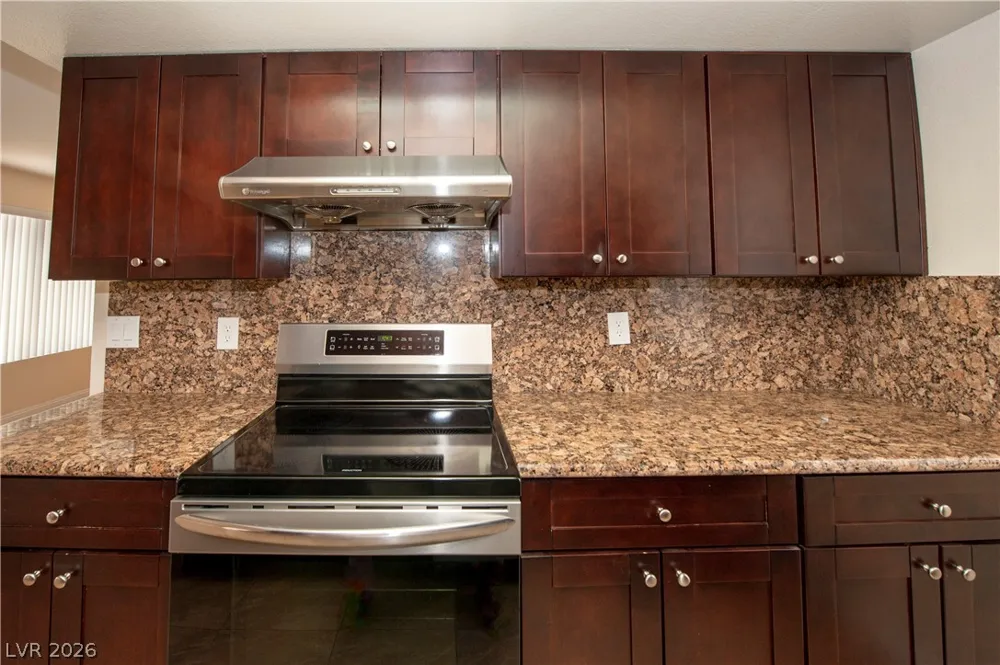 4391 Gannet Circle #11 Las Vegas, NV 89103