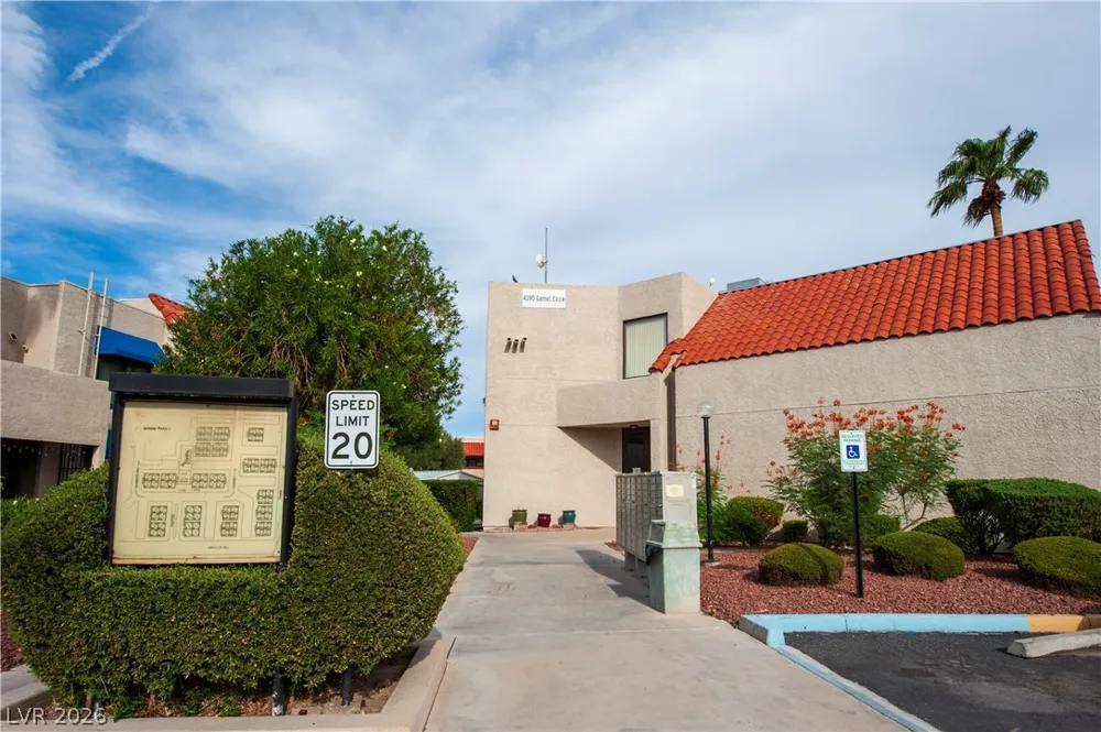 4391 Gannet Circle #11 Las Vegas, NV 89103