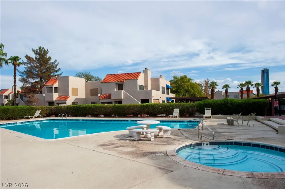 4391 Gannet Circle #11 Las Vegas, NV 89103