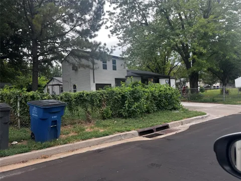 1003 Urbana Avenue