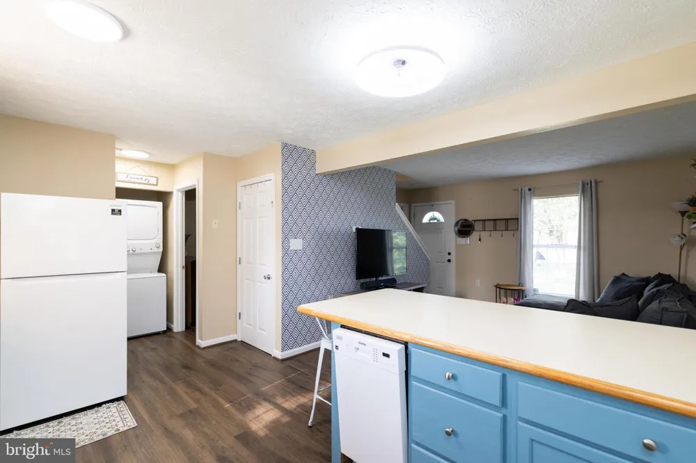 216 NIGHTINGALE Stephens City, VA 22655