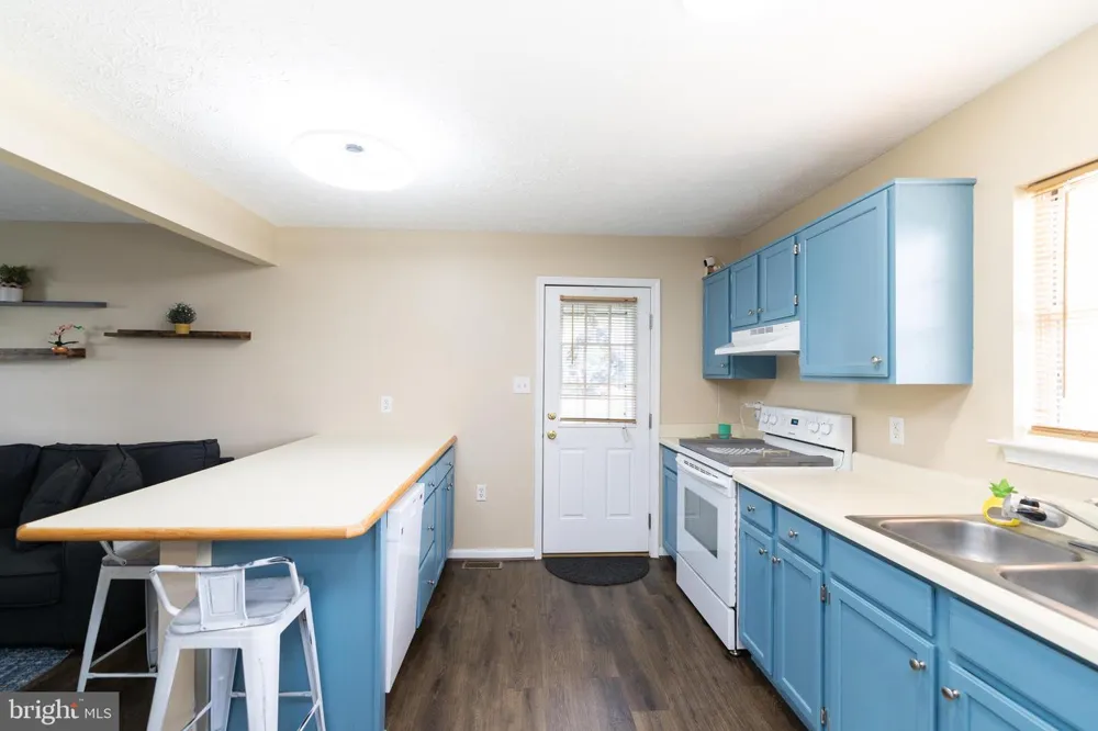 216 NIGHTINGALE Stephens City, VA 22655