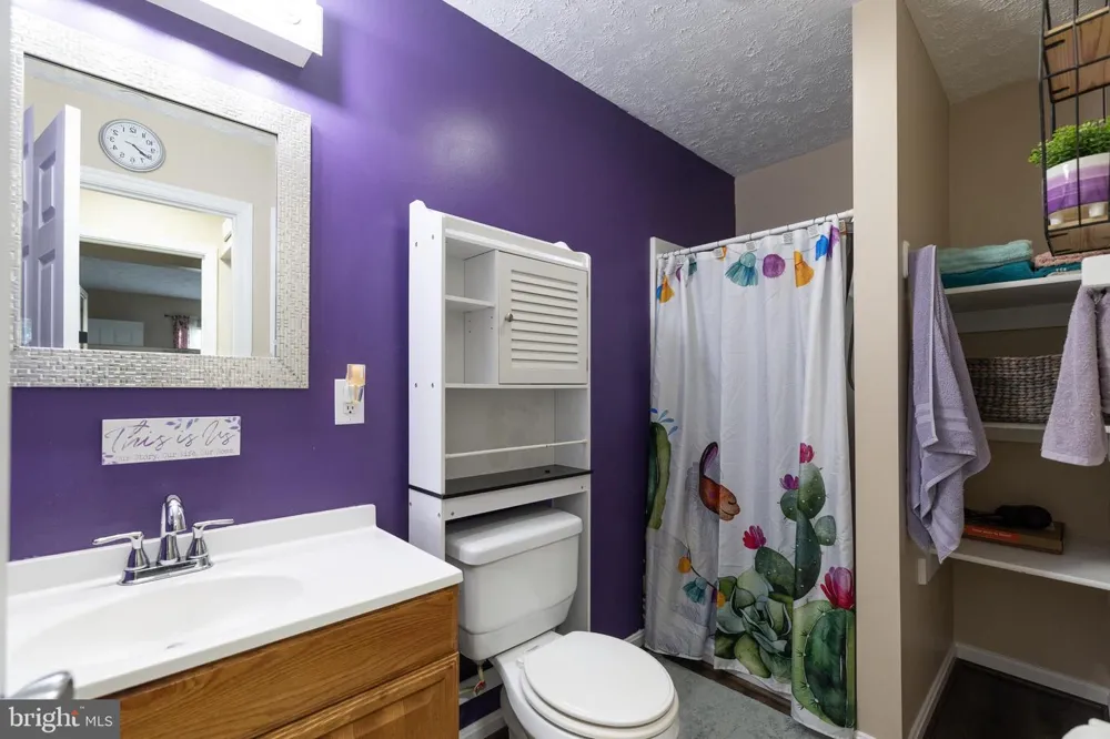 216 NIGHTINGALE Stephens City, VA 22655