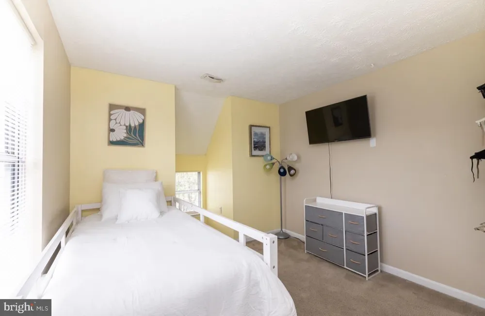 216 NIGHTINGALE Stephens City, VA 22655