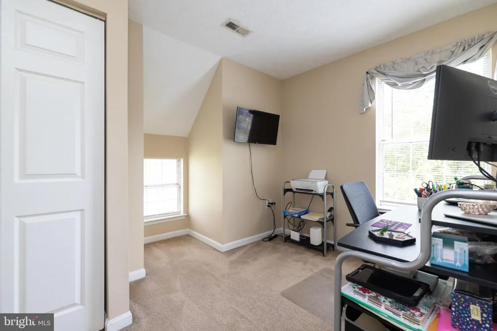 216 NIGHTINGALE Stephens City, VA 22655