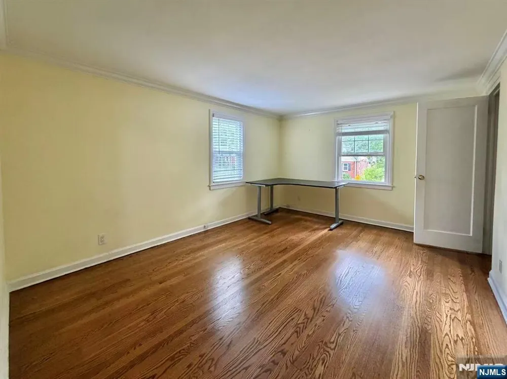 312 Wales Avenue River Edge, NJ 07661