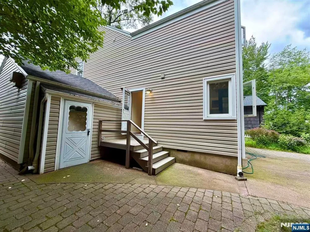 312 Wales Avenue River Edge, NJ 07661
