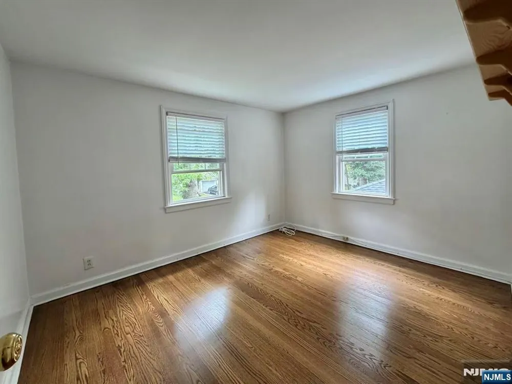 312 Wales Avenue River Edge, NJ 07661