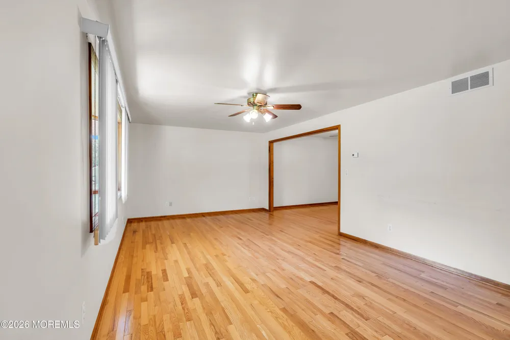 688 Fort Plains Road Howell, NJ 07731