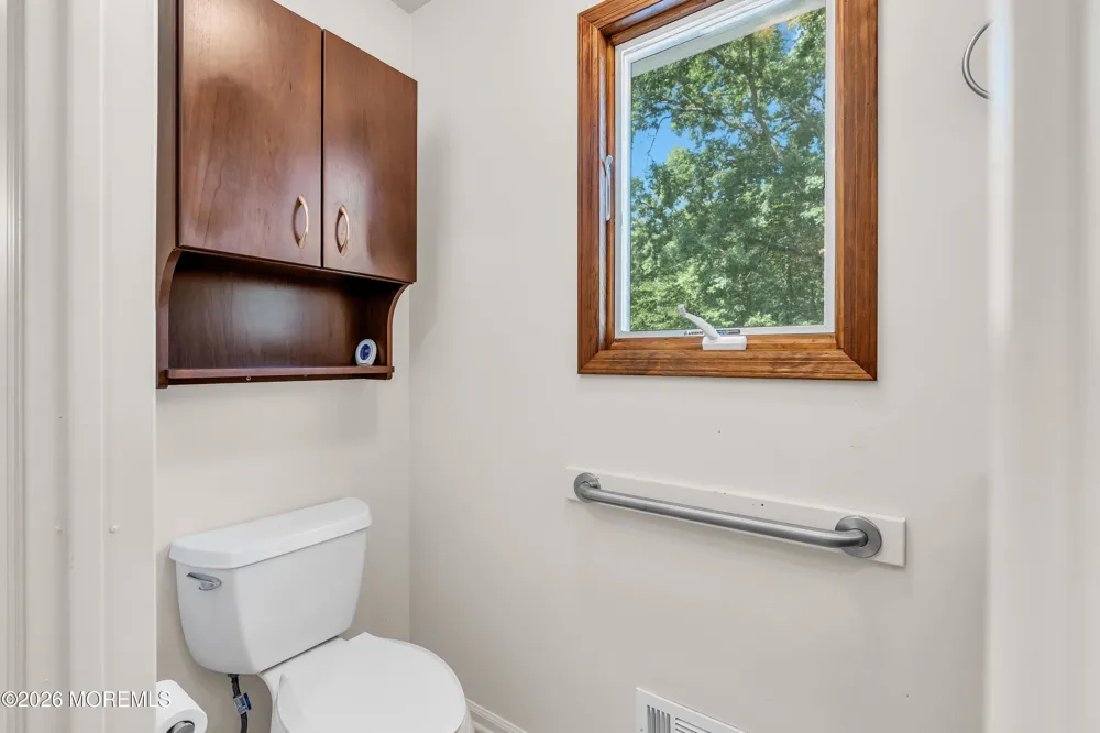 688 Fort Plains Road Howell, NJ 07731